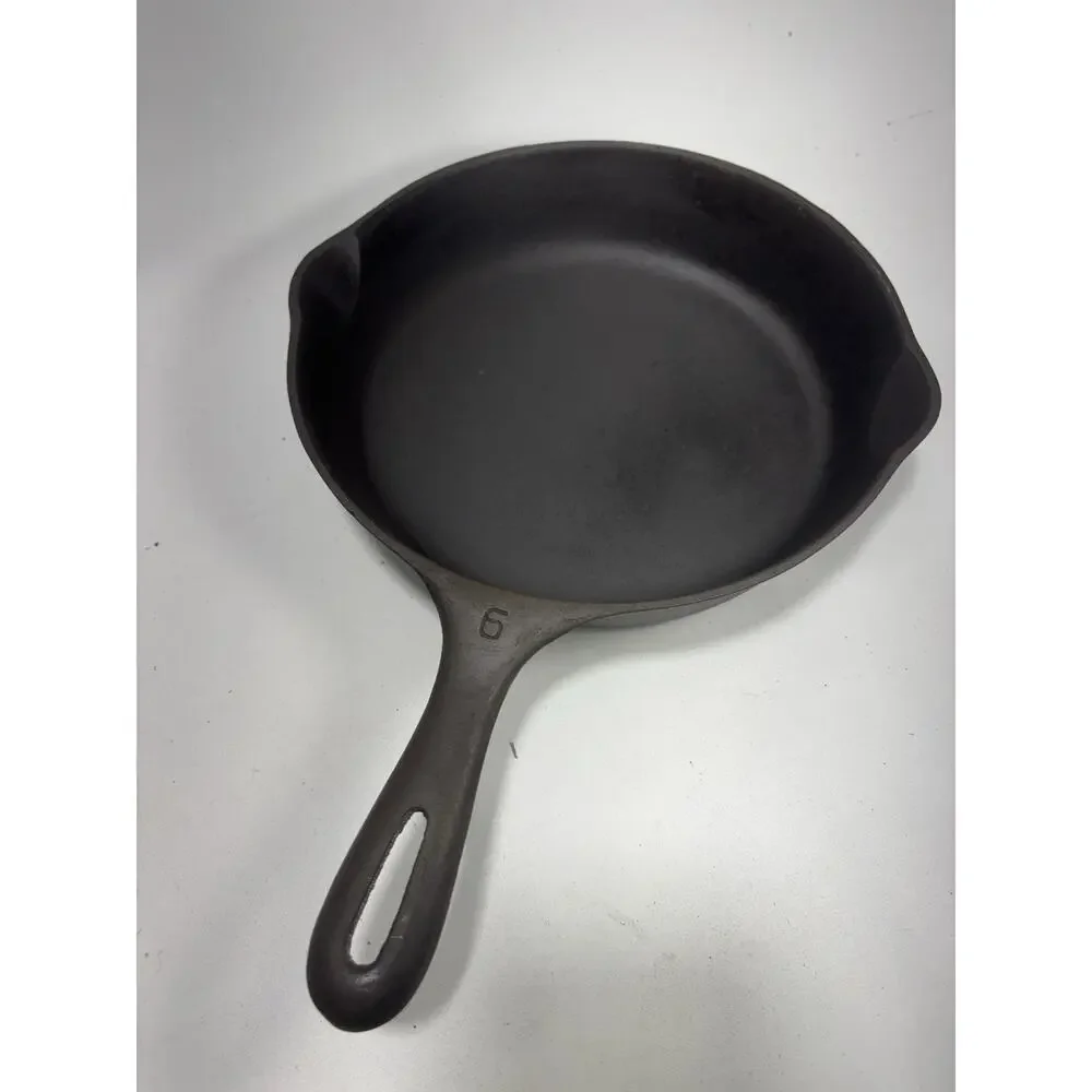 Vintage Wagner Cast Iron Skillet 9 Inch Unmarked Restored USA Pan